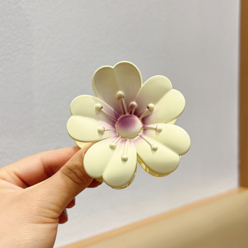 Classic Flower hair clips - 8cm